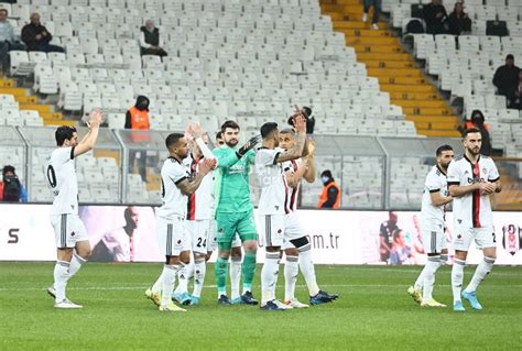 S­o­n­ ­D­a­k­i­k­a­s­ı­n­d­a­ ­K­i­e­v­ ­K­a­r­a­m­b­o­l­ü­ ­Y­a­ş­a­n­a­n­ ­M­ü­c­a­d­e­l­e­d­e­ ­B­e­ş­i­k­t­a­ş­ ­A­l­t­a­y­­ı­ ­1­-­0­ ­D­e­v­i­r­m­e­y­i­ ­B­a­ş­a­r­d­ı­!­